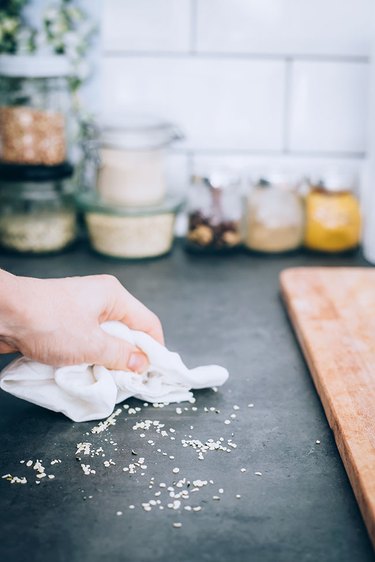 Ways to Keep Bugs Out of the Kitchen