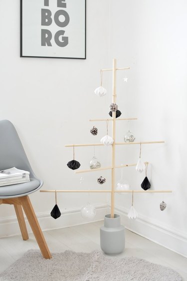 DIY Wooden Christmas Tree