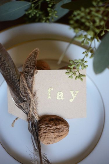 nature-inspired place card holders for fall tablescape