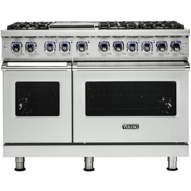 Double oven stove by Viking with multirack baking