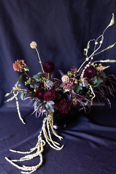 Dramatic bouquet