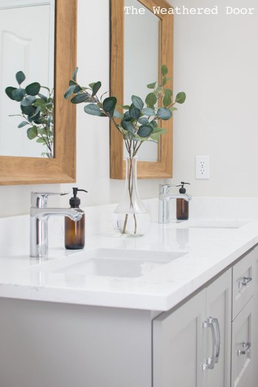 marble bathroom countertop