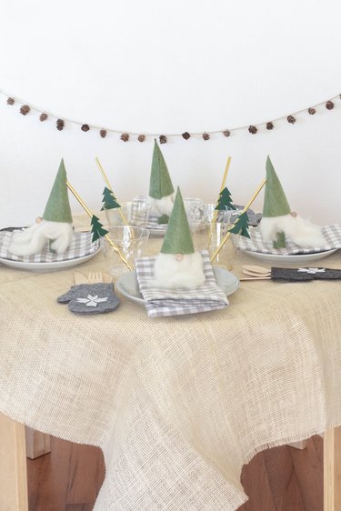 DIY kids Christmas table