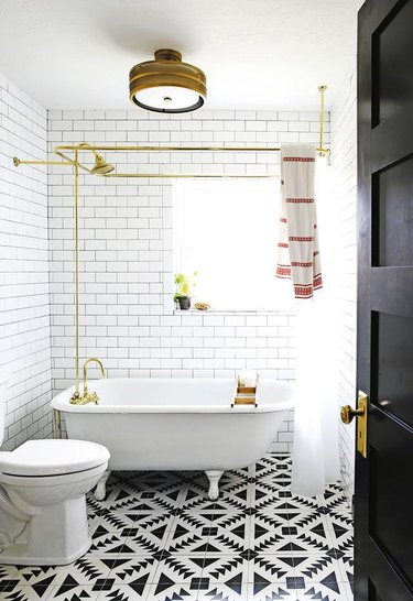 black and white tile bathroom