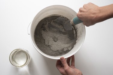 How to make a DIY concrete bowl