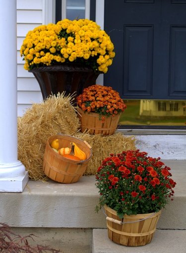 fall inspired porch decor with fresh florals