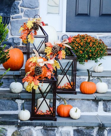 40 Fall Decorating Ideas to Spruce Up Your Outdoor Space | Hunker