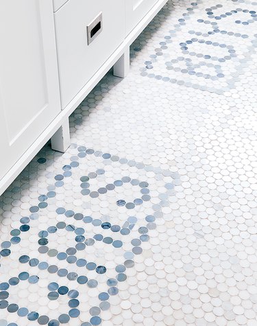 mosaic penny tile in kids bathroom