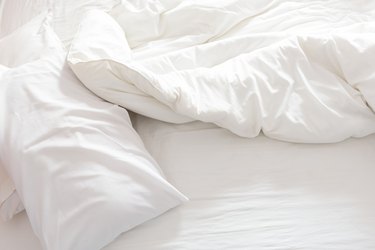 How to keep sheets and bed linens from twisting in the wash