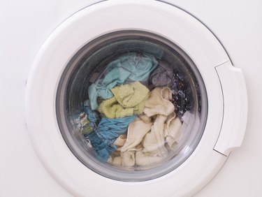 How to Remove Rust Stains From Clothes (Whites and Colors)