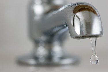 4 Ways to Troubleshoot Low Water Pressure