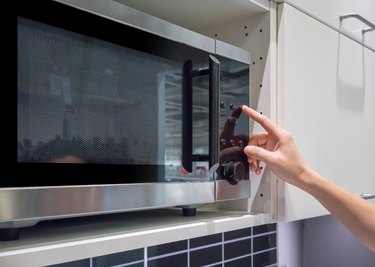 How to Deodorize Your Microwave