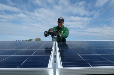 Solar Panels Installation In Hague