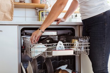 A roach bait was in the dishwasher for the last week. Oops. Do I have to  worry about cleaning potentially contaminated dishes? : r/CleaningTips