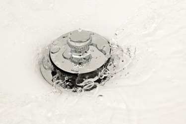 How to Remove a Pop-Up Bathtub Drain Stopper