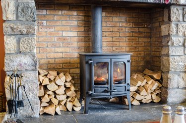 HOW TO CLEAN A LOG BURNER GLASS DOOR