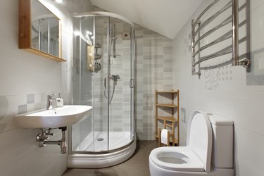 Small bathroom in gray tones.