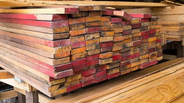 Rubberwood stacked, Raw material for packing or construction