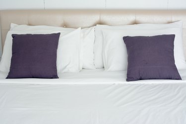 Can you use a queen comforter on a twin bed? – My Organic Sleep