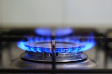 Parts of a Gas Stove & Their Functions