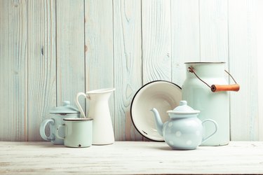 Porcelain Enamel Cookware: everything You Need to Know – DishesOnly