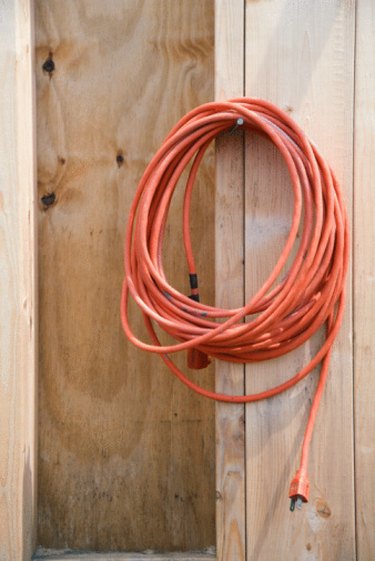 Five Simple Extension Cord Rules to Improve Work Site Safety --  Occupational Health & Safety