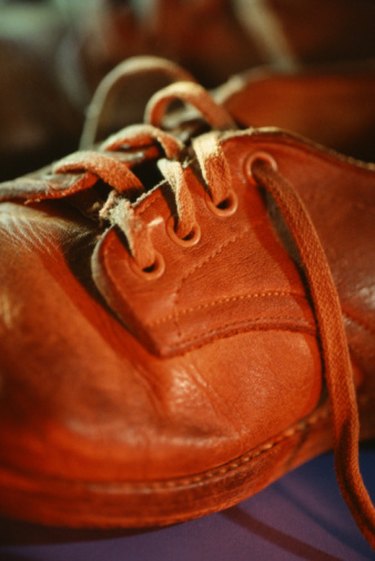 how to take grease stain out of suede shoes