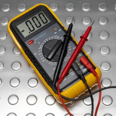 Use multimeter to on sale test outlet