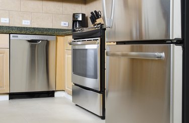 How to Remove Scratches from Stainless Steel, Ace Home Appliance Center