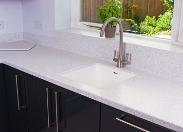 How to Get Rid of Stains in a Utility Sink