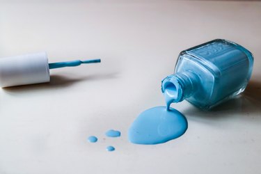 How to Remove Paint With Methyl Hydrate