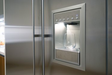 kenmore refrigerator not dispensing water