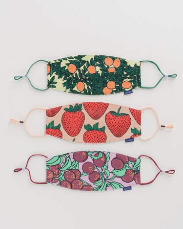 https://baggu.com/products/fabric-mask-set-loop-backyard-fruit