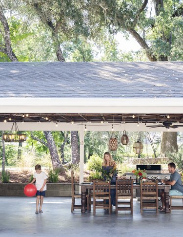 Upcycled carport in California with eco-friendly patio