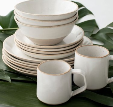 cream eco-friendly dinnerware set