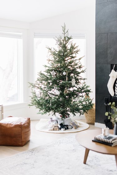 How to Have a Scandinavian Christmas - Kristina Lynne