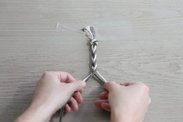 Fishtail braiding four strands of macrame cord