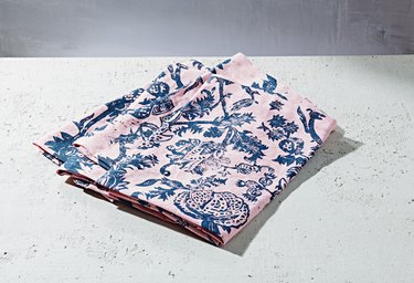pink and blue pattern linen napkin set