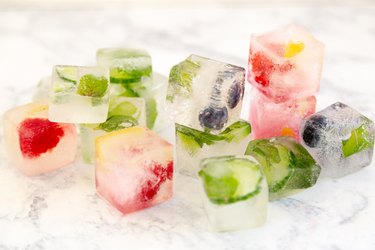 How To: Mint Infused Ice Cubes