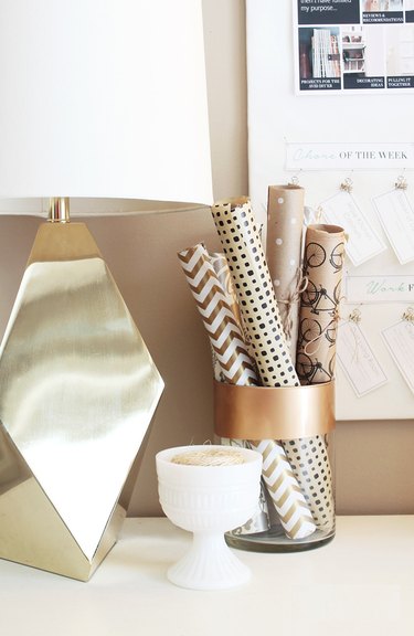 Destination Decoration Use Gold Sharpies to Dress Up Plain Wrapping Paper 