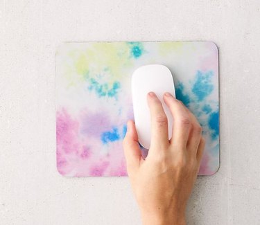 urban outfitters rainbow tie-dye mousepad with white apple mouse