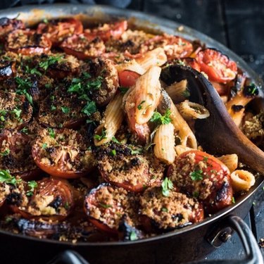 The Endless Meal One-Pot Vegan Pasta with Spicy Sun-Dried Tomato Sauce