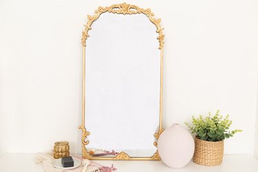 DIY  Mirror in gold