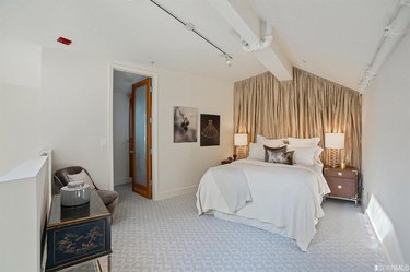 kamala harris san francisco apartment  bedroom