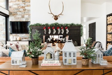 Contemporary Christmas Decor Ideas and Inspiration