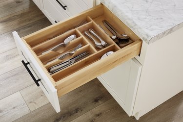 utensil storage organizer