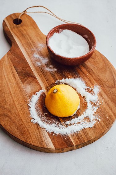 How to clean a cutting board with lemon and salt