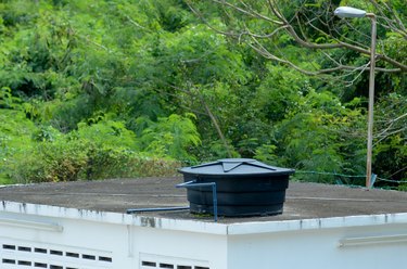 Why Are Black Water Storage Tanks Preferred Over White Ones?