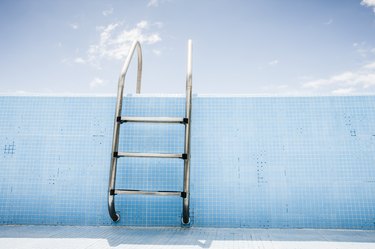 Pool ladder in empty pool