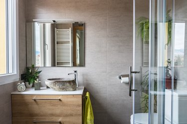 Modern and contemporary bathroom